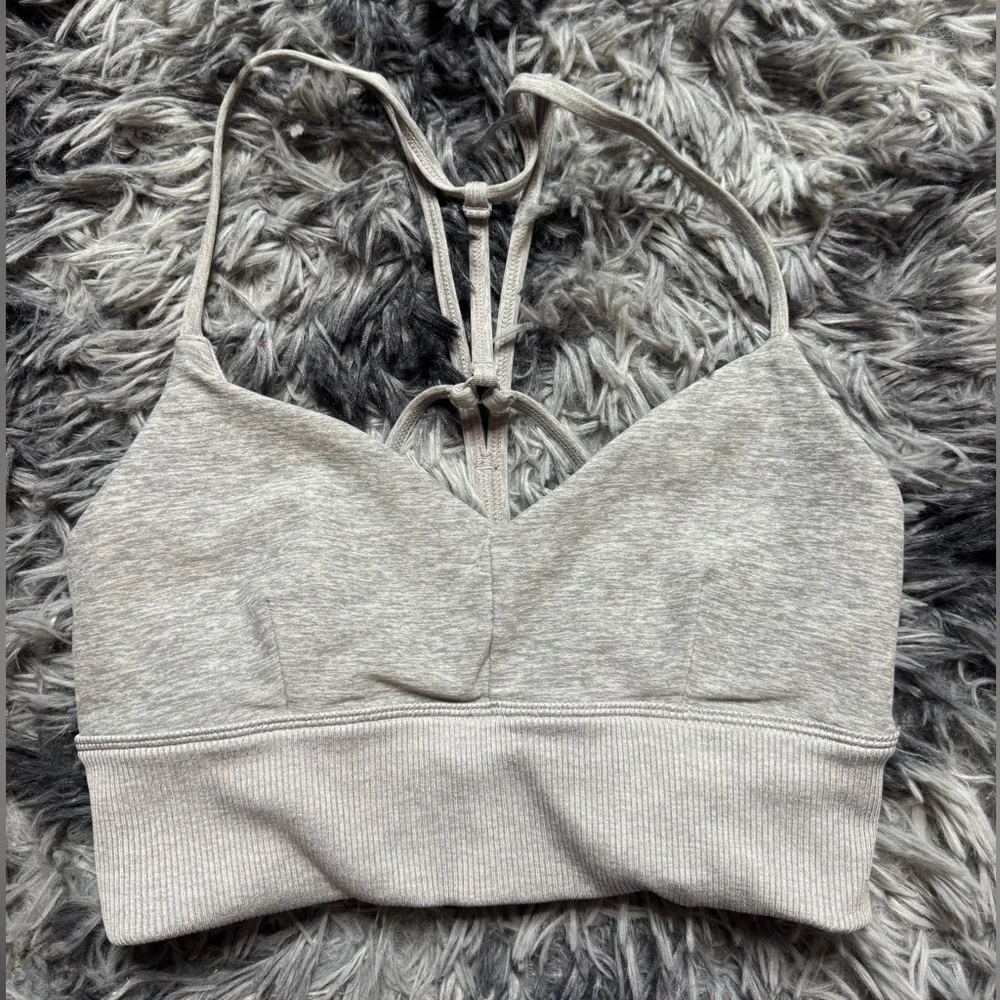 Alo Yoga Alosoft Lavish Sports Bra - Picture 1 of 3